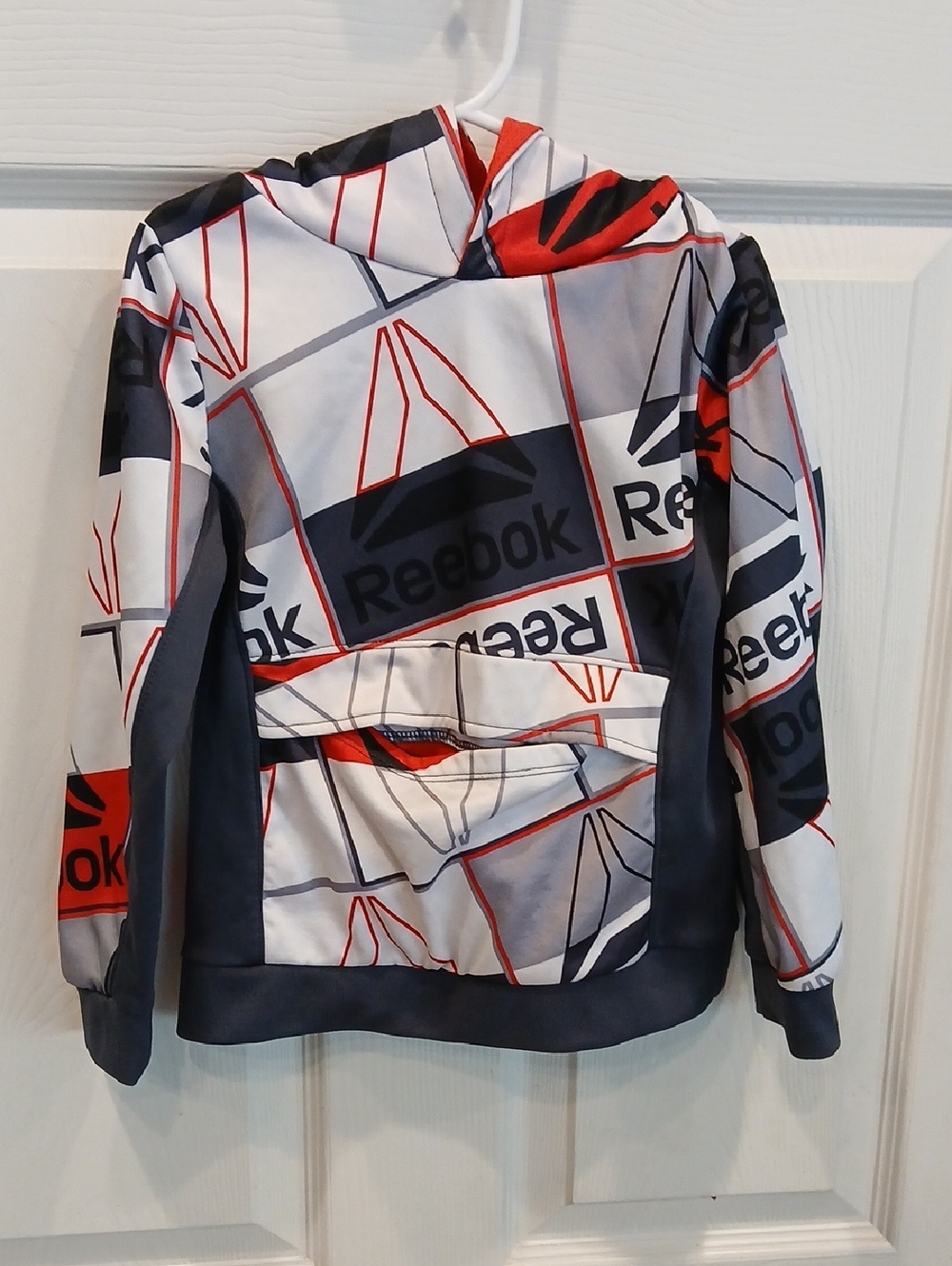 3/30 Reebok Kids' Hooded Jacket in White, Black & Red Graphic Print